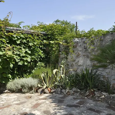 Pavlovic Apartment Linardići
